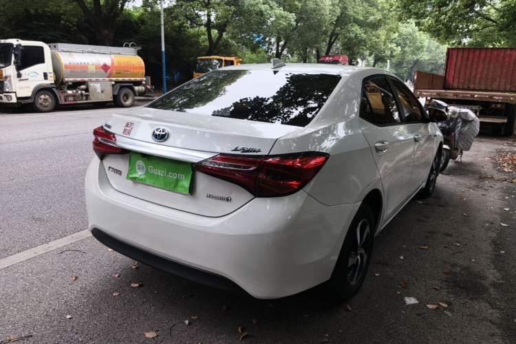 Used Toyota Levin 2017 Revised Dual-Engine 1.8H GS E-CVT Elite Sunroof Version China V Standard Rear Right 45 Deg