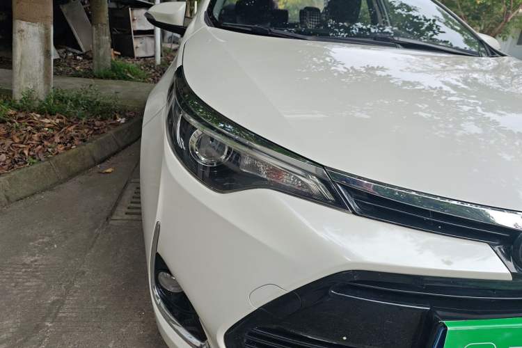 Used Toyota Levin 2017 Revised 185T CVT Elite Edition China V Standard Right Front Headlight