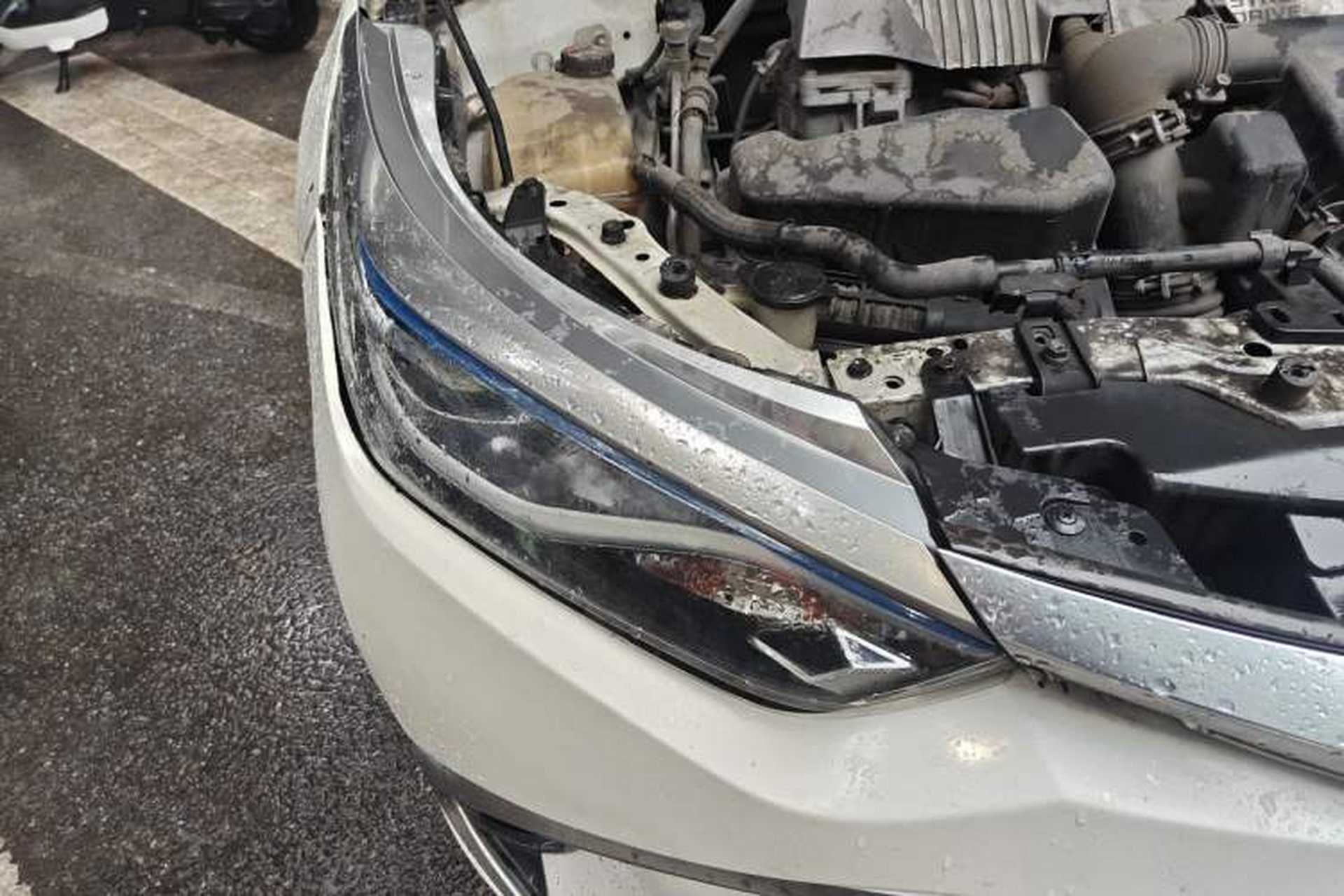 Used Toyota Levin 2017 Revised Dual-Engine 1.8H GS E-CVT Elite Sunroof Version China V Standard Right Front Headlight