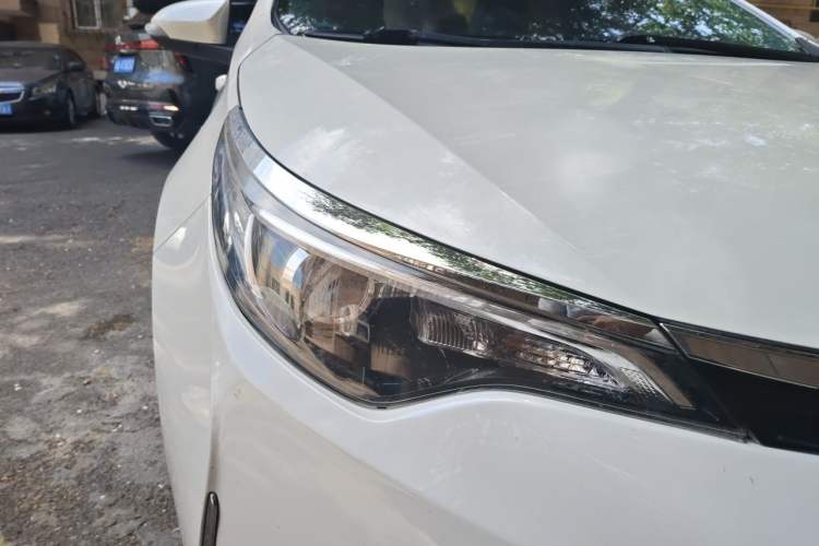Used Toyota Levin 2017 Revised 185T Manual New Edition China V Standard Right Front Headlight