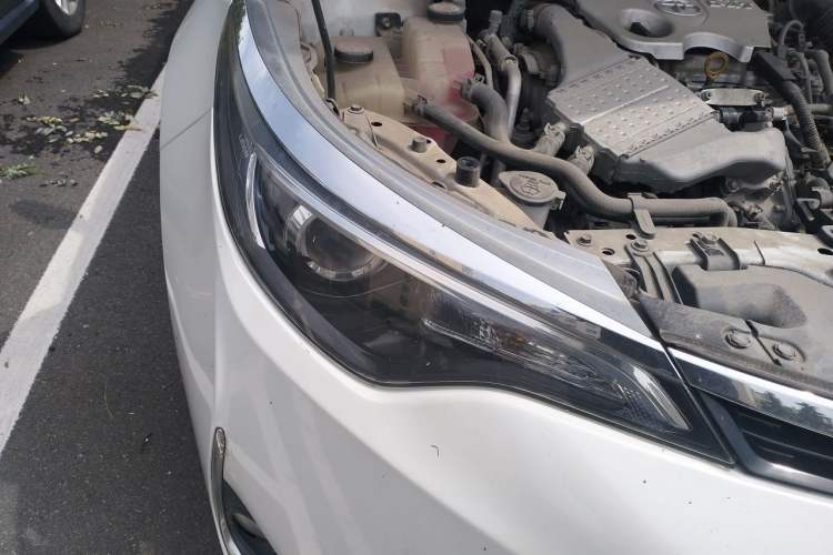 Used Toyota Levin 2017 Revised 185T Manual New Edition China V Standard Right Front Headlight
