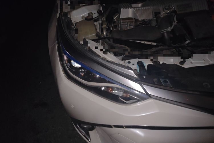 Used Toyota Levin 2017 Revised Dual-Engine 1.8H GS E-CVT Elite Sunroof Version China V Standard Right Front Headlight