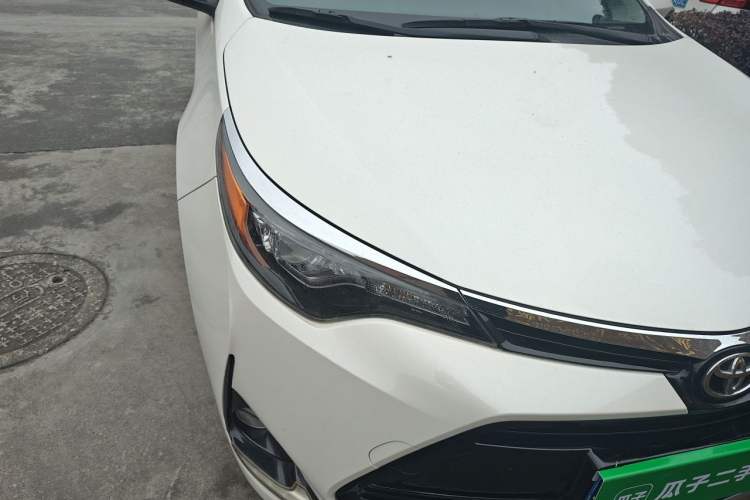 Used Toyota Levin 2017 Revised 185T CVT Leading Edition China V Standard Right Front Headlight