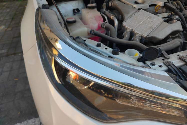 Used Toyota Levin 2017 Revised 185T CVT Elite Edition China V Standard Right Front Headlight