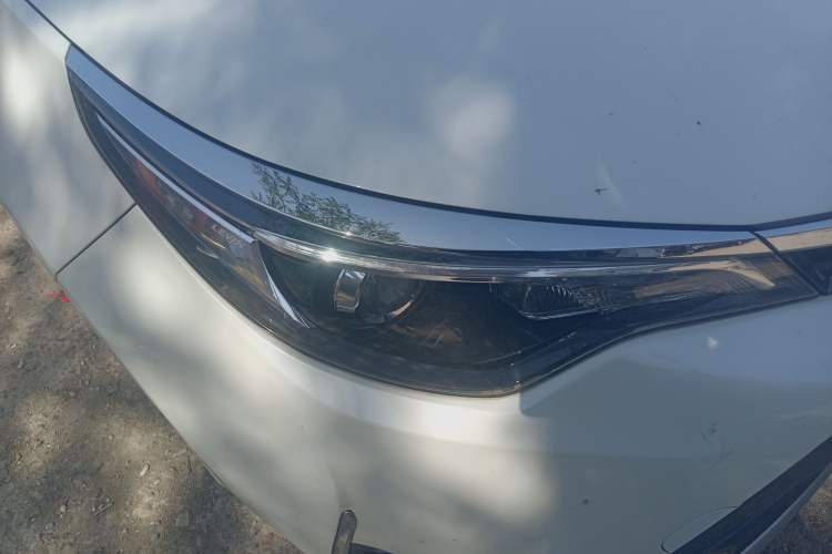 Used Toyota Levin 2017 Revised 185T CVT Elite Edition China V Standard Right Front Headlight