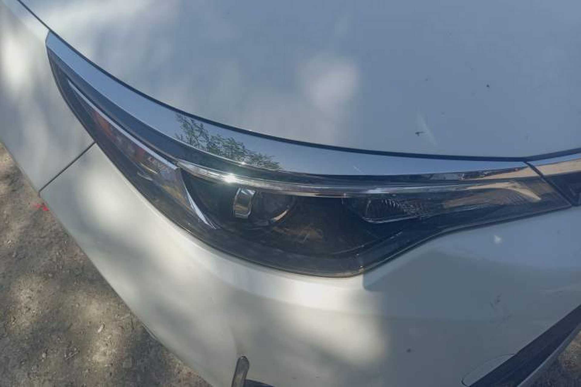 Used Toyota Levin 2017 Revised 185T CVT Elite Edition China V Standard Right Front Headlight