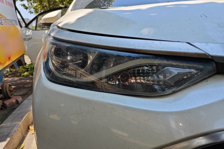 Used Toyota Levin 2017 Revised Dual-Engine 1.8H GS E-CVT Elite Sunroof Version China V Standard Right Front Headlight