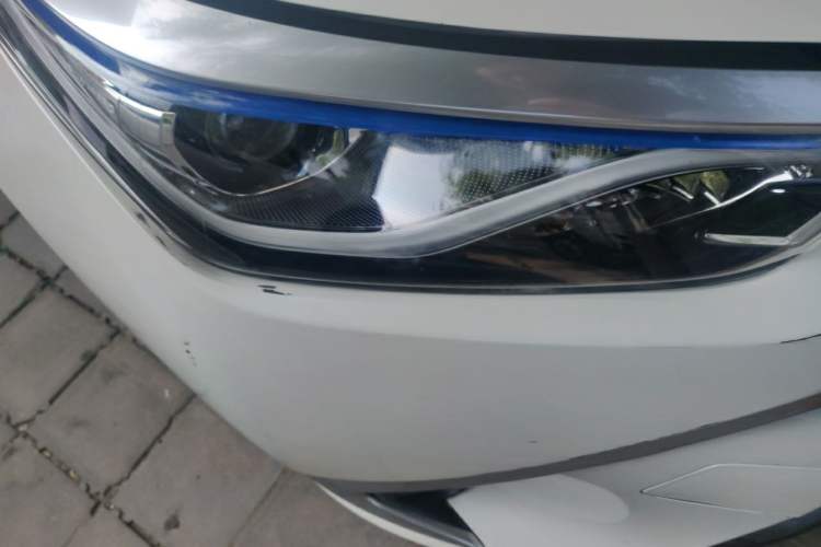 Used Toyota Levin 2017 Revised Dual-Engine 1.8H GS E-CVT Elite Sunroof Version China V Standard Right Front Headlight