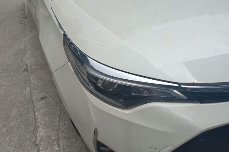 Used Toyota Levin 2017 Revised 185T CVT Elite Edition China V Standard Right Front Headlight