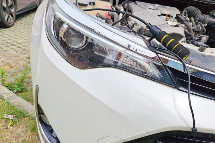 Used Toyota Levin 2017 Revised 185T CVT Elite Edition China V Standard Right Front Headlight