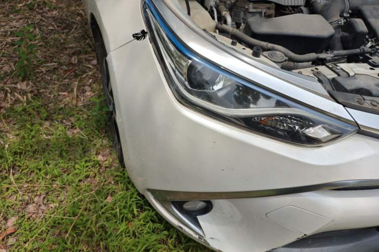 Used Toyota Levin 2017 Revised Dual-Engine 1.8H GS E-CVT Elite Sunroof Version China V Standard Right Front Headlight