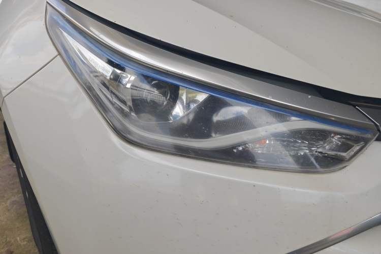 Used Toyota Levin 2017 Revised Dual-Engine 1.8H GS-L E-CVT Leading Edition China V Standard Right Front Headlight