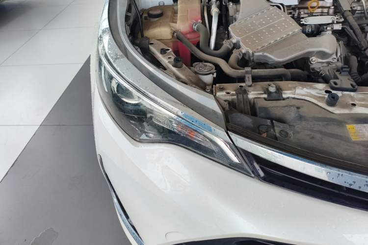 Used Toyota Levin 2017 Revised 185T CVT Elite Edition China V Standard Right Front Headlight