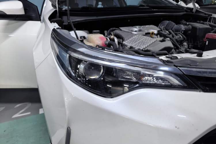 Used Toyota Levin 2017 Revised 185T CVT Elite Edition China V Standard Right Front Headlight