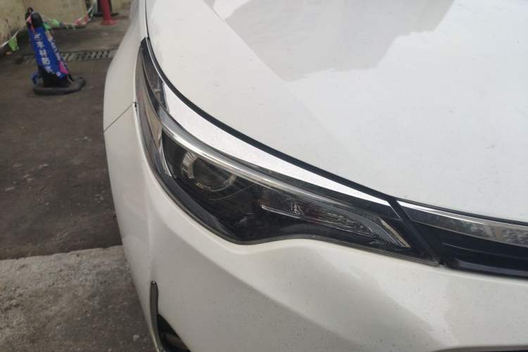 Used Toyota Levin 2017 Revised 185T CVT Elite Edition China V Standard Right Front Headlight