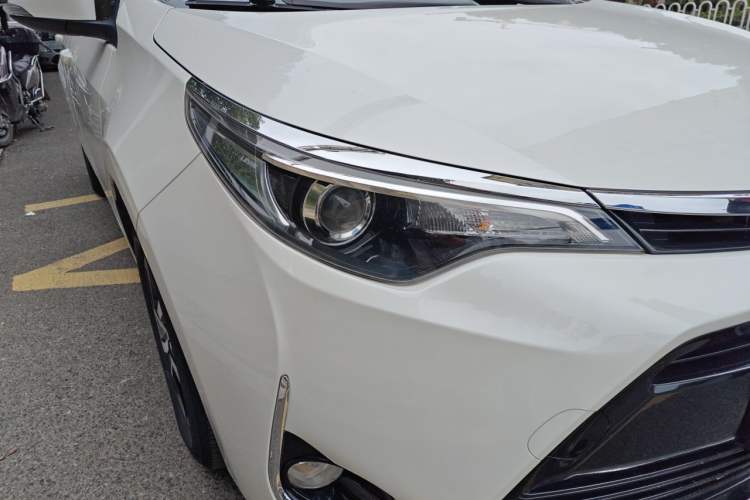 Used Toyota Levin 2017 1.2T G CVT Elite Edition Right Front Headlight