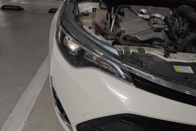 Used Toyota Levin 2017 Revised 185T CVT Elite Edition China V Standard Right Front Headlight