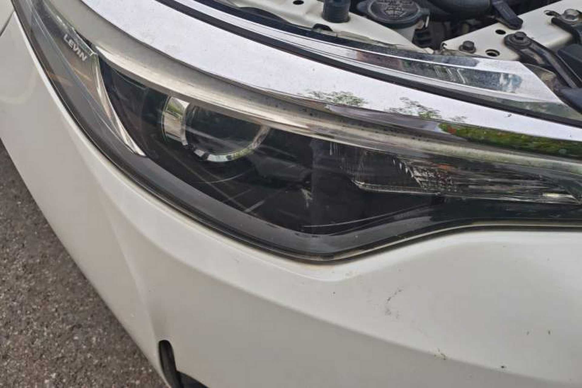 Used Toyota Levin 2017 Revised 185T CVT Elite Edition China V Standard Right Front Headlight