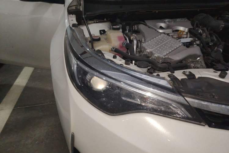 Used Toyota Levin 2017 Revised 185T CVT Elite Edition China V Standard Right Front Headlight