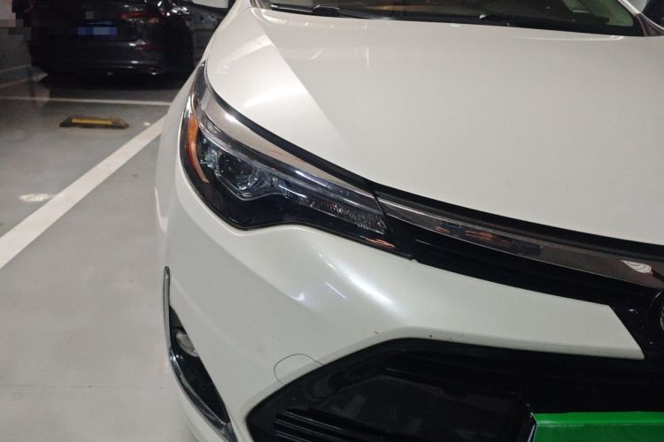 Used Toyota Levin 2017 Revised 185T CVT Leading Edition China V Standard Right Front Headlight