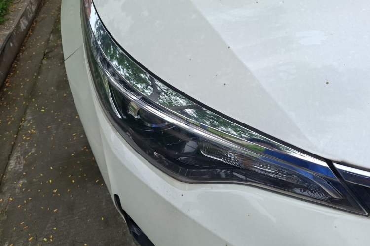 Used Toyota Levin 2017 Revised 185T CVT Elite Edition China V Standard Right Front Headlight