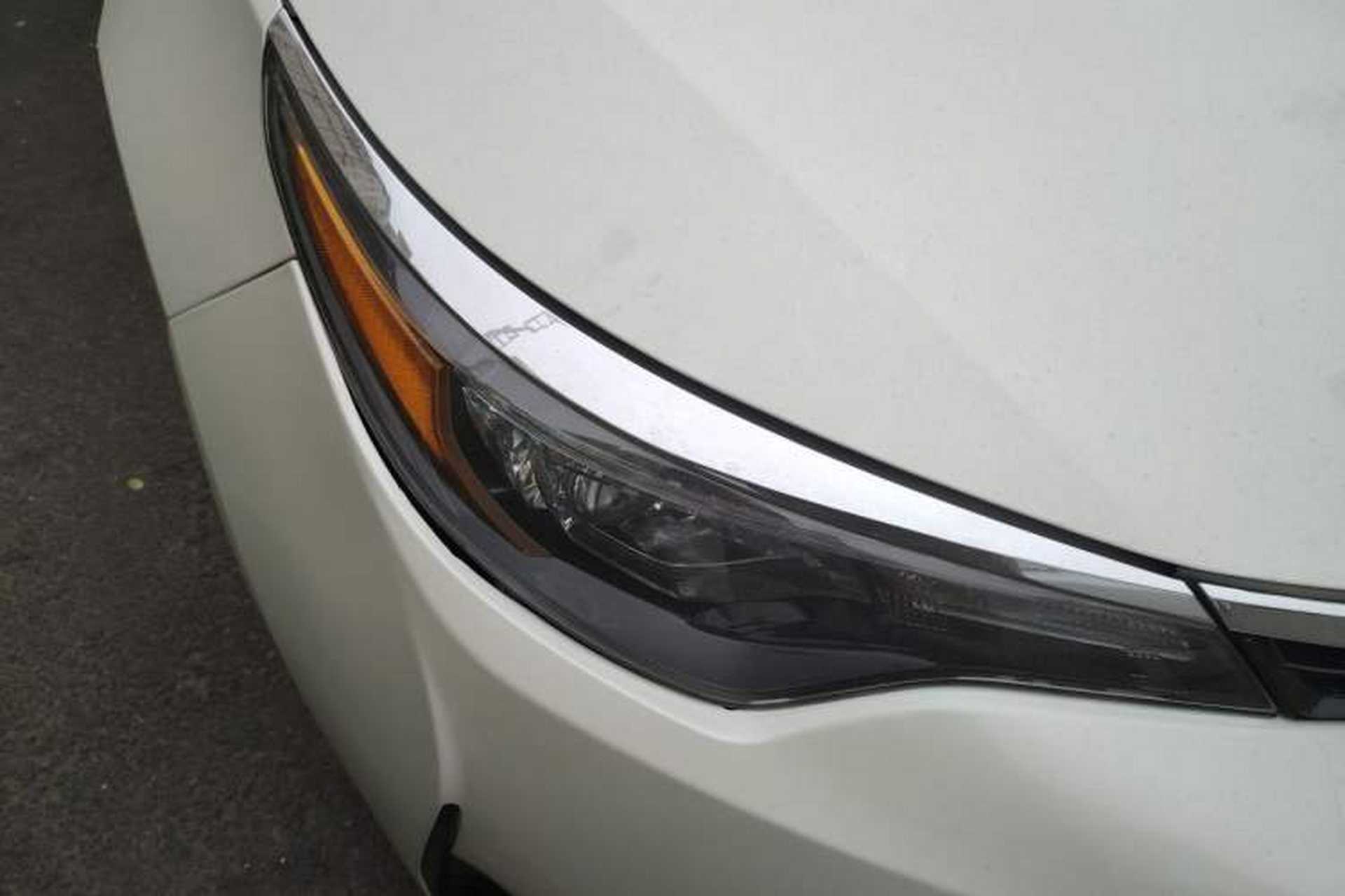 Used Toyota Levin 2017 Revised 185T CVT Leading Edition China V Standard Right Front Headlight