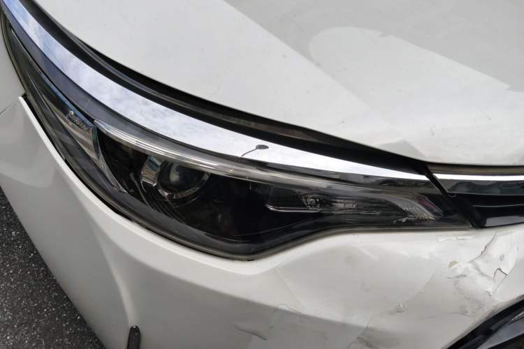 Used Toyota Levin 2017 Revised 185T CVT Elite Edition China V Standard Right Front Headlight