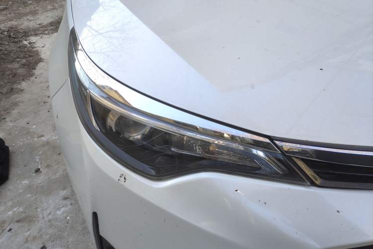 Used Toyota Levin 2017 Revised 185T CVT Elite Edition China V Standard Right Front Headlight