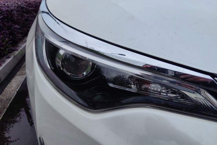 Used Toyota Levin 2017 Revised 185T Manual Elite Edition China V Standard Right Front Headlight