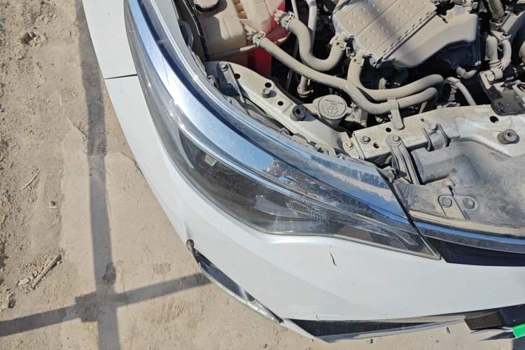 Used Toyota Levin 2017 Revised 185T CVT Elite Edition China V Standard Right Front Headlight