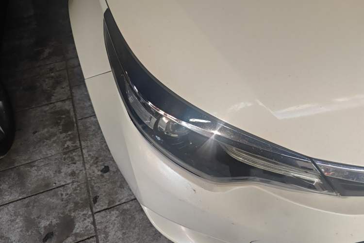 Used Toyota Levin 2017 1.2T E CVT New Sharp Edition Right Front Headlight