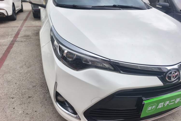Used Toyota Levin 2017 Revised 185T CVT Elite Edition China V Standard Right Front Headlight