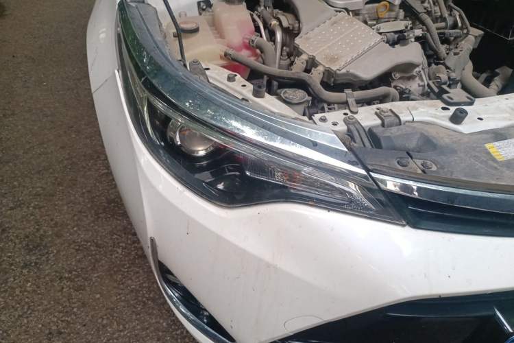 Used Toyota Levin 2017 Revised 185T CVT Elite Edition China V Standard Right Front Headlight