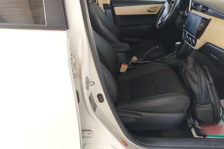 Used Toyota Levin 2017 Revised Version 185T CVT New Sharp Edition China V Standard Right Front Seat