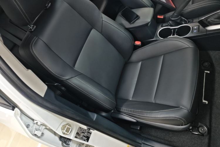 Used Toyota Levin 2017 Revised 185T CVT Elite Edition China V Standard Right Front Seat