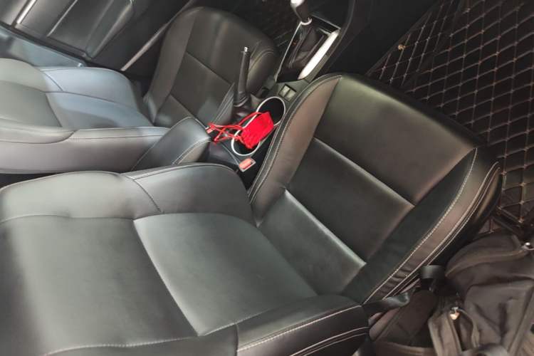 Used Toyota Levin 2017 Revised Version 185T CVT Elite Edition China VI Standard Right Front Seat