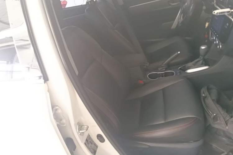 Used Toyota Levin 2017 Revised 185T CVT Elite Edition China V Standard Right Front Seat