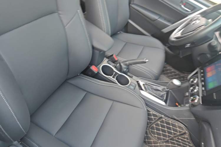Used Toyota Levin 2017 Revised 185T CVT Elite Edition China V Standard Right Front Seat