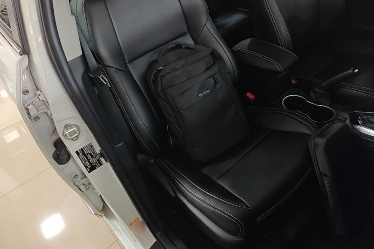 Used Toyota Levin 2017 Revised Version 185T CVT Elite Edition China VI Standard Right Front Seat