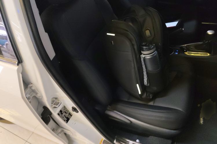 Used Toyota Levin 2017 Revised 185T CVT Elite Edition China V Standard Right Front Seat