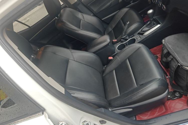 Used Toyota Levin 2017 Revised Version 185T CVT Elite Edition China VI Standard Right Front Seat