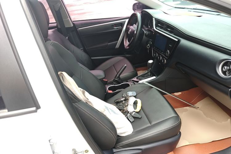 Used Toyota Levin 2017 Revised 185T CVT Elite Edition China V Standard Right Front Seat
