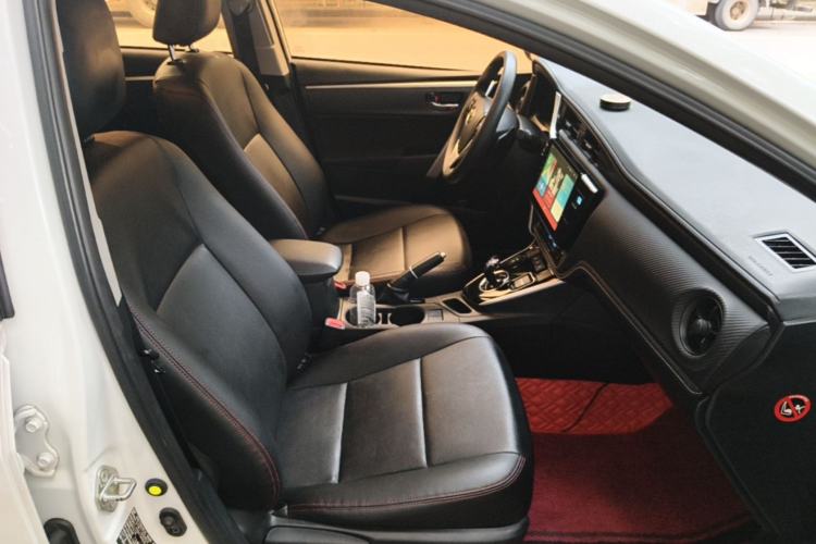 Used Toyota Levin 2017 Revised Dual-Engine 1.8H GS E-CVT Elite Sunroof Version China V Standard Right Front Seat