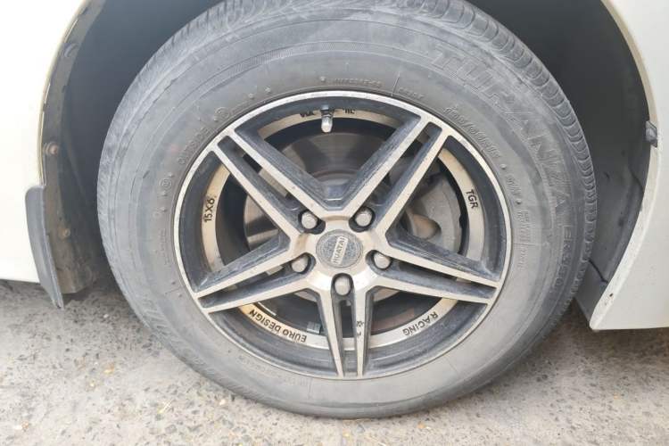 Used Toyota Levin 2017 Revised 185T Manual New Edition China V Standard Right Front Wheel Hub
