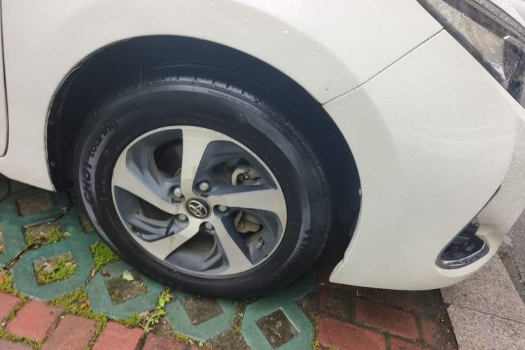Used Toyota Levin 2017 Revised 185T CVT Elite Edition China V Standard Right Front Wheel Hub