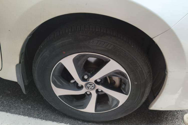 Used Toyota Levin 2017 Revised 1.8 GS CVT Elite Edition China V Standard Right Front Wheel Hub