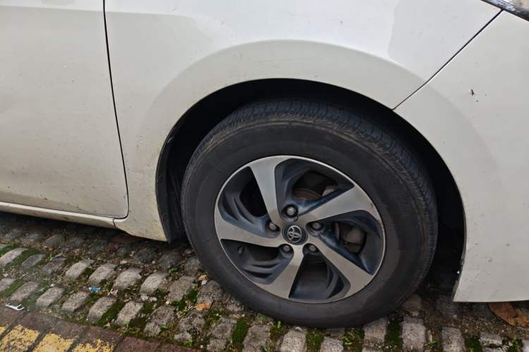 Used Toyota Levin 2017 Revised 185T CVT Elite Edition China V Standard Right Front Wheel Hub