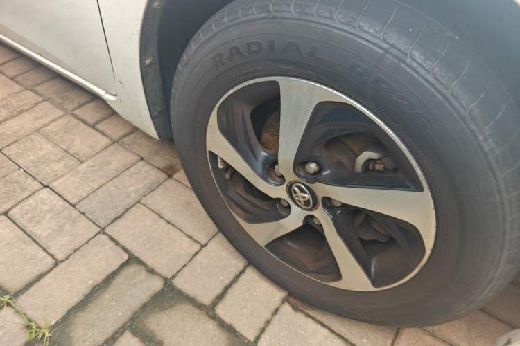 Used Toyota Levin 2017 Revised 185T CVT Elite Edition China V Standard Right Front Wheel Hub