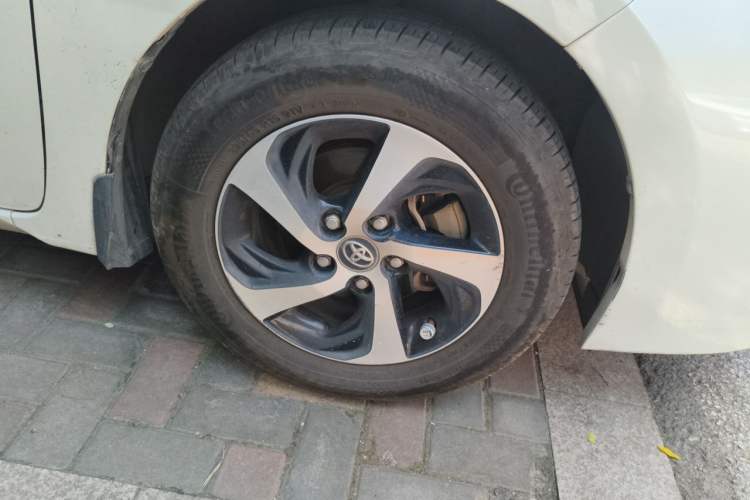 Used Toyota Levin 2017 Revised Version 185T CVT Elite Edition China VI Standard Right Front Wheel Hub
