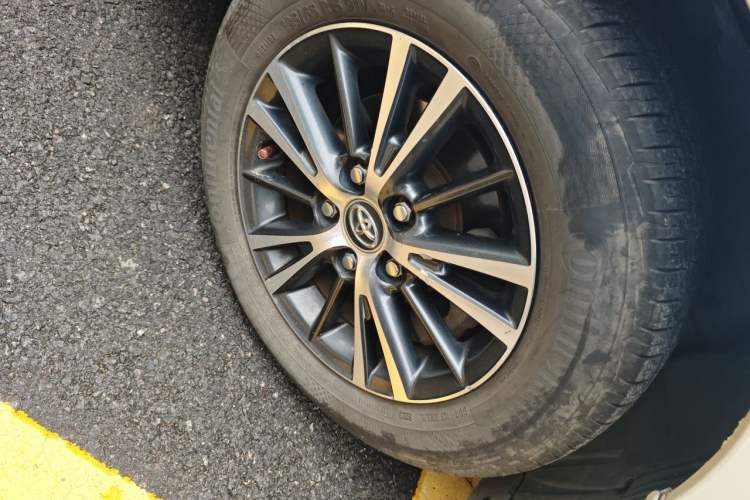 Used Toyota Levin 2017 1.2T G CVT Elite Edition Right Front Wheel Hub